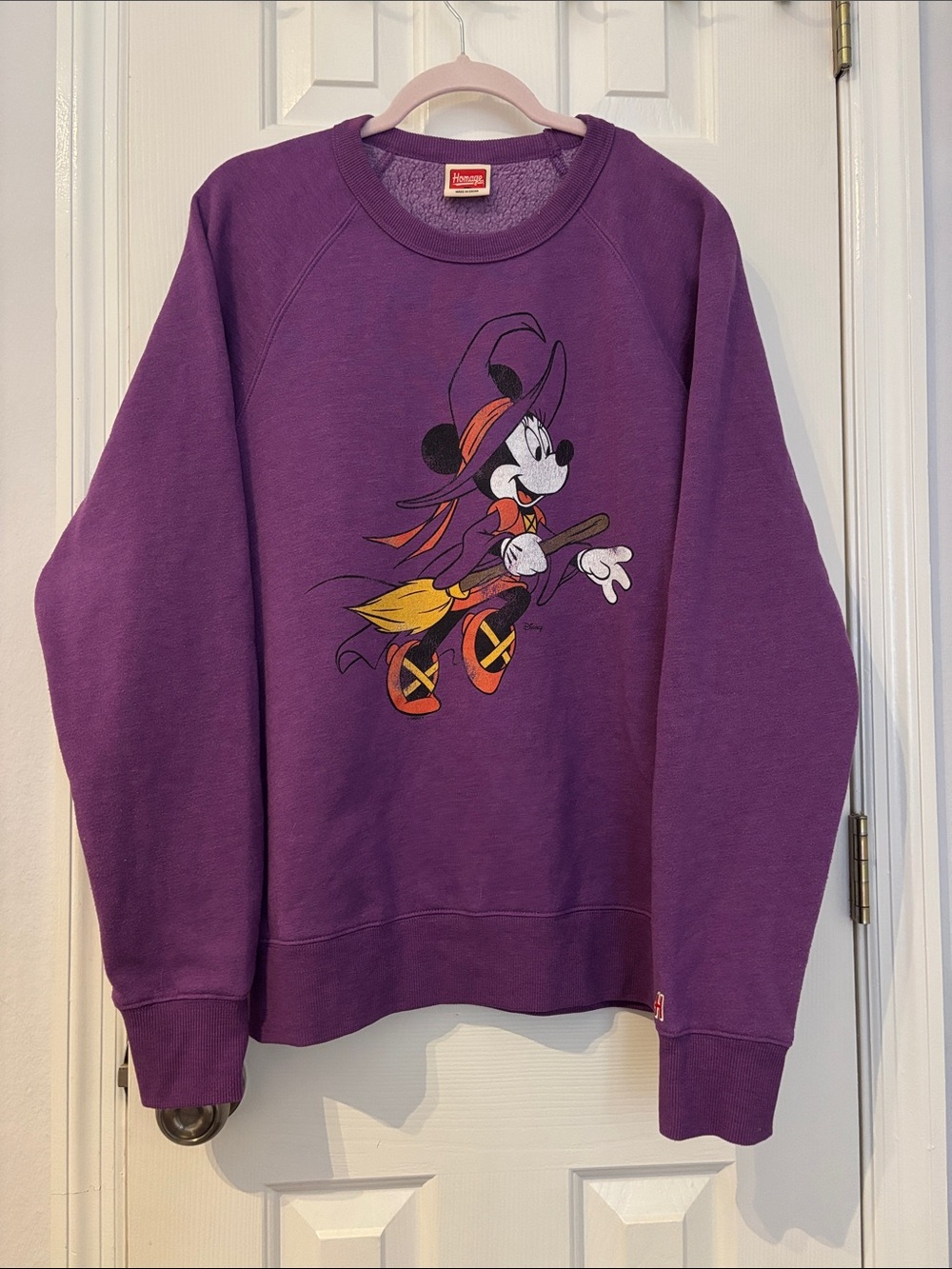Disney Purple Minnie Mouse Witch HALLOWEEN Crewneck  Homage- vintage look size M